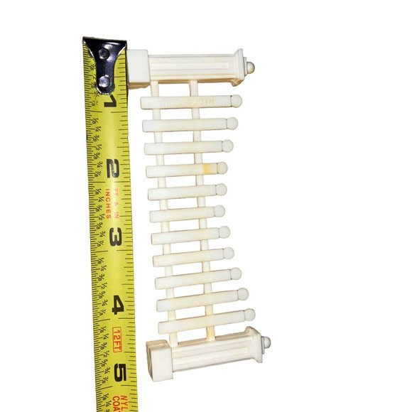 Christmas Village Figurines Custom Lot - Picture 10 of 11